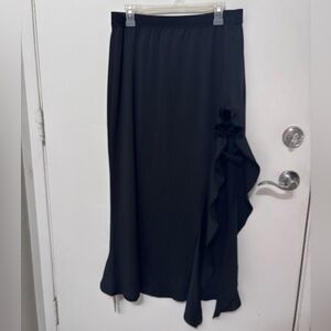 Romwe Black Skirt with Ruffle and Cross Hatch detail
